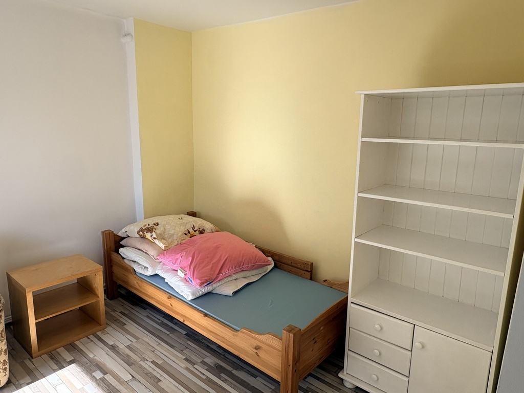 Parter domu 60m2, 3 pokoje, piękny widok na wodę i winnicę, ogród (7)