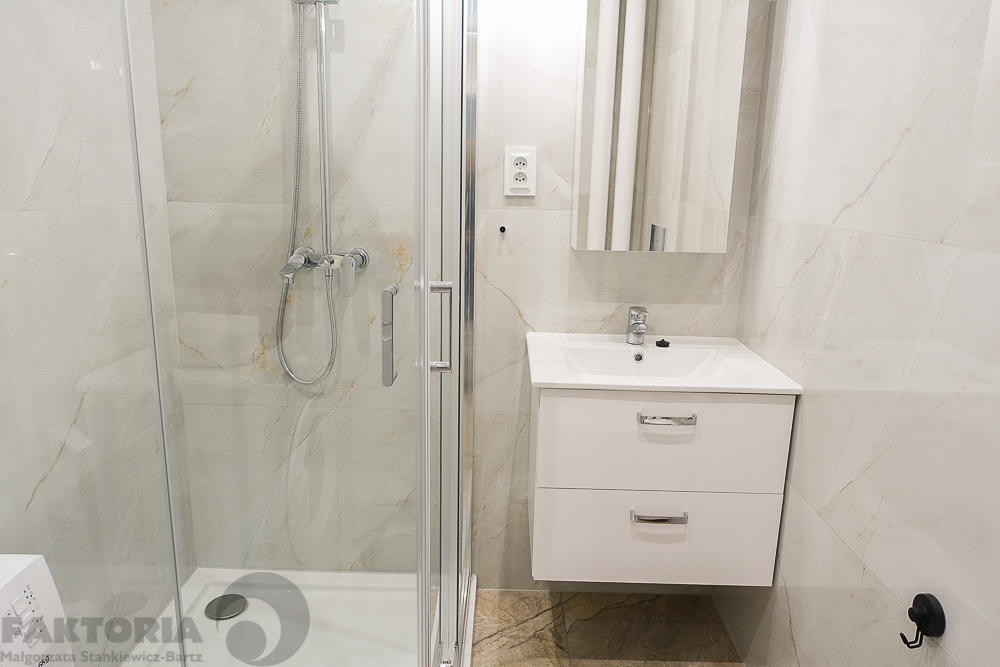 os. Książąt Pomorskich 2 pok. 46m2 2600 zł Ip. (6)