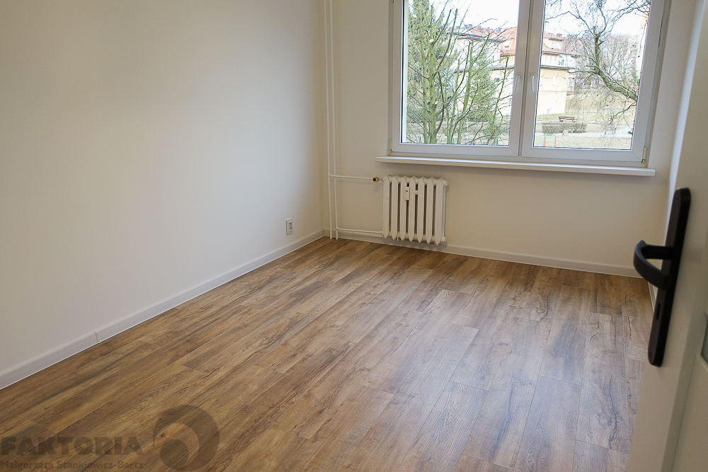 os. Książąt Pomorskich 2 pok. 46m2 2600 zł Ip. (8)