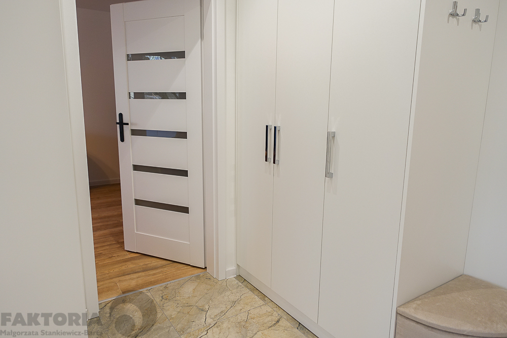 os. Książąt Pomorskich 2 pok. 46m2 2600 zł Ip. (24)