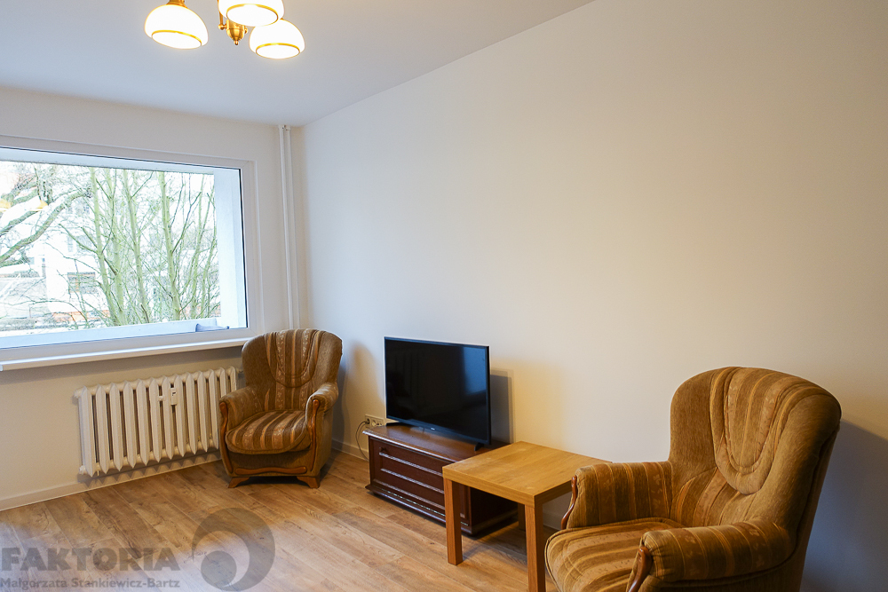 os. Książąt Pomorskich 2 pok. 46m2 2600 zł Ip. (14)