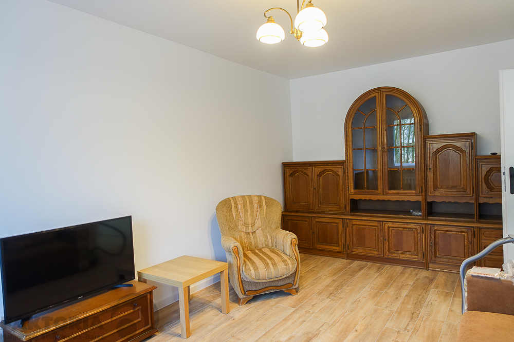os. Książąt Pomorskich 2 pok. 46m2 2600 zł Ip. (15)