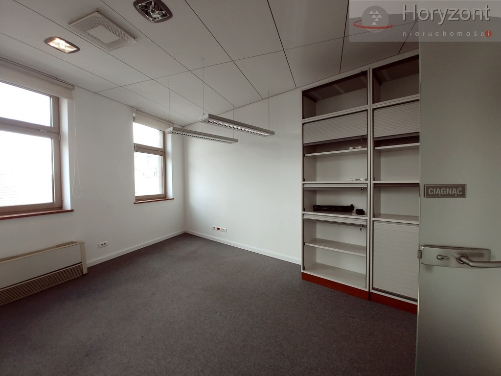 Lokal 150/600m2, serce miasta 70zł/1m2 + vat (7)