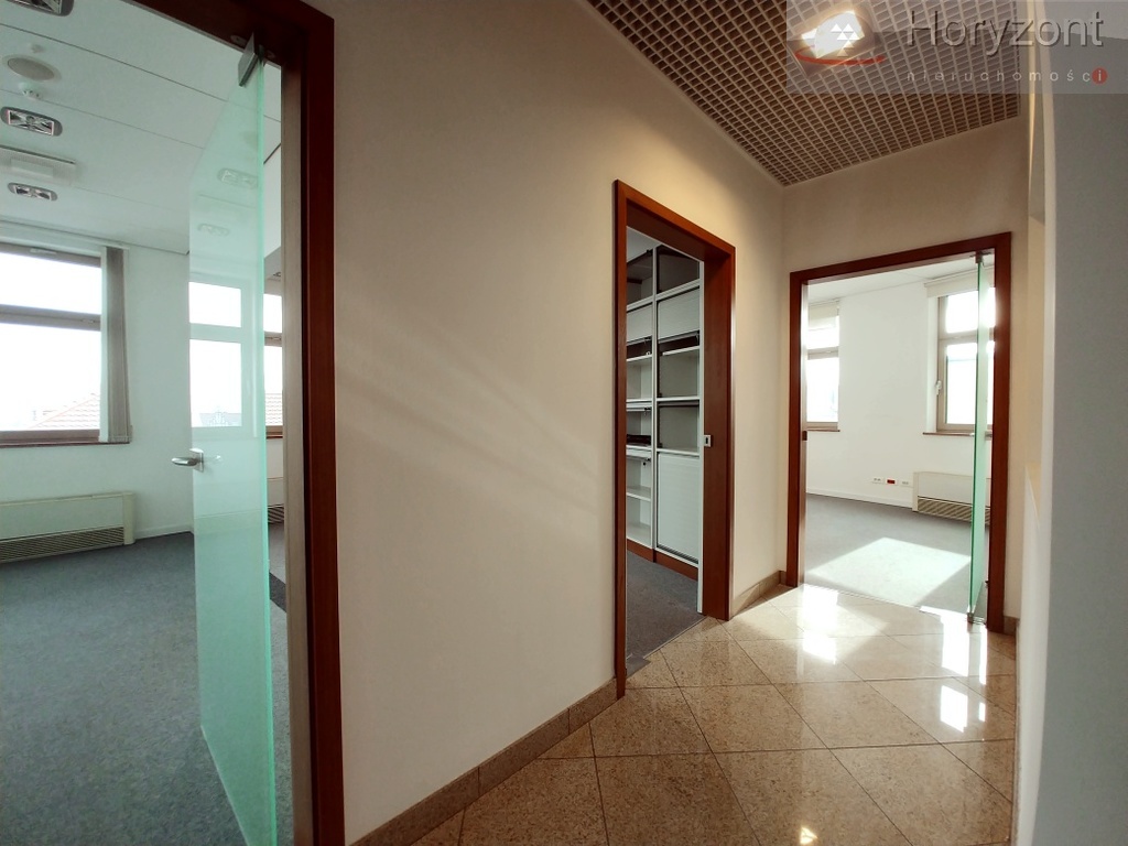Lokal 150/600m2, serce miasta 70zł/1m2 + vat (5)