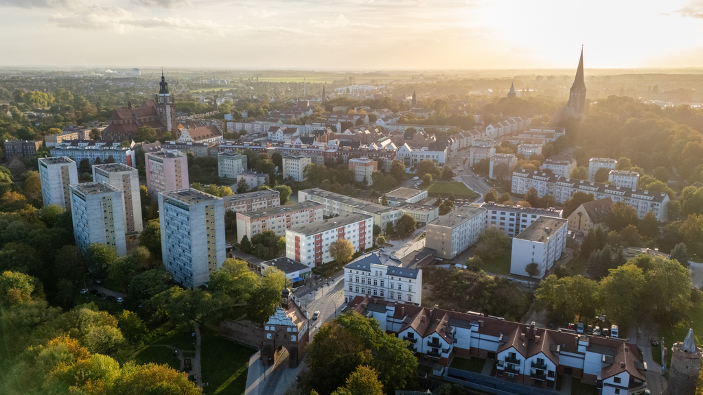 47,61 m2 - 2 pok + duży balkon + piwnica 4,94 m2 + świetna lokalizacja (2)
