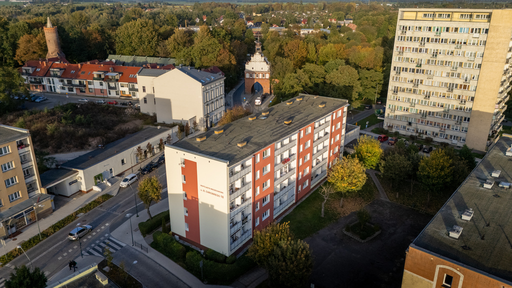 47,61 m2 - 2 pok + duży balkon + piwnica 4,94 m2 + świetna lokalizacja (16)