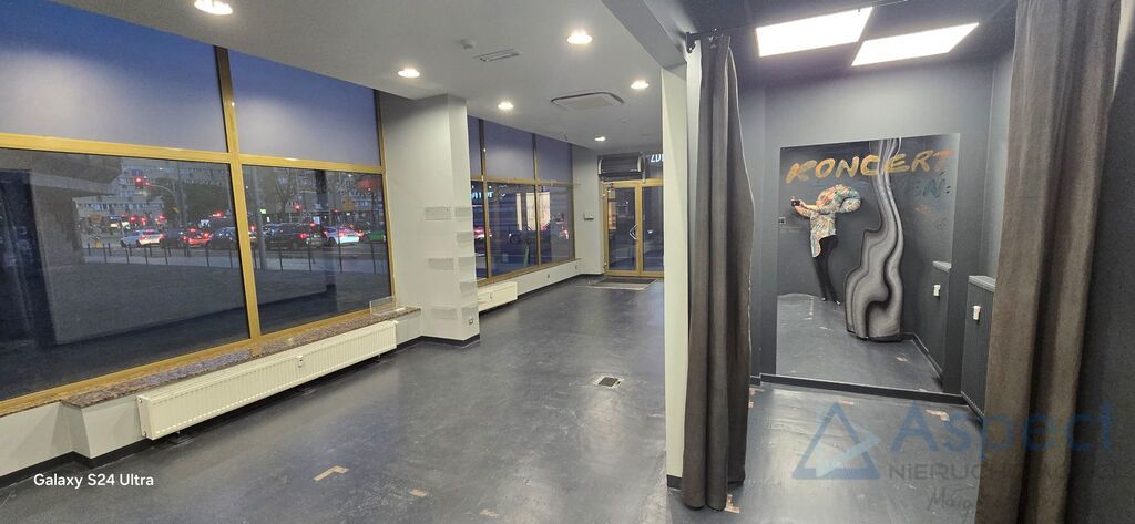 Lokal użytkowy 118 m2 przy CH Kaskada (6)