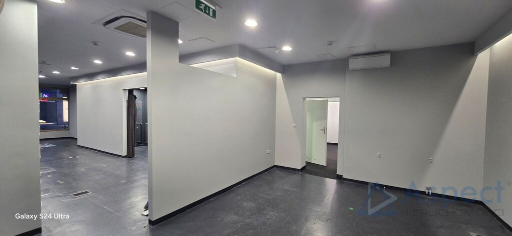 Lokal użytkowy 118 m2 przy CH Kaskada (11)