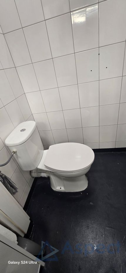 Lokal użytkowy 118 m2 przy CH Kaskada (19)