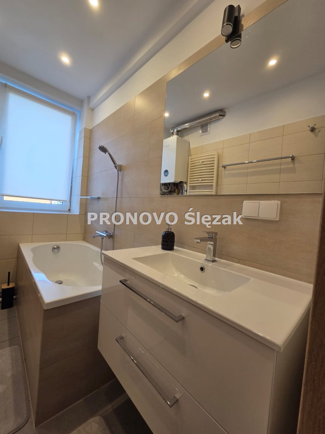 Sprzedam 3 pok po remoncie z balkonem w Trzebnicy. (7)