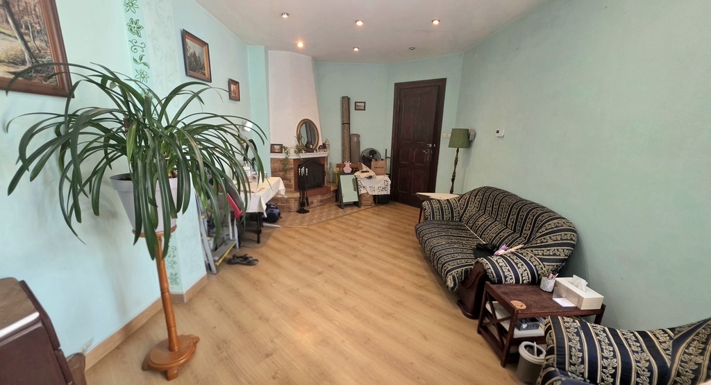 Wyjątkowe, 5-pokojowe mieszkanie w przedwojennej kamienicy, balkon. (1)