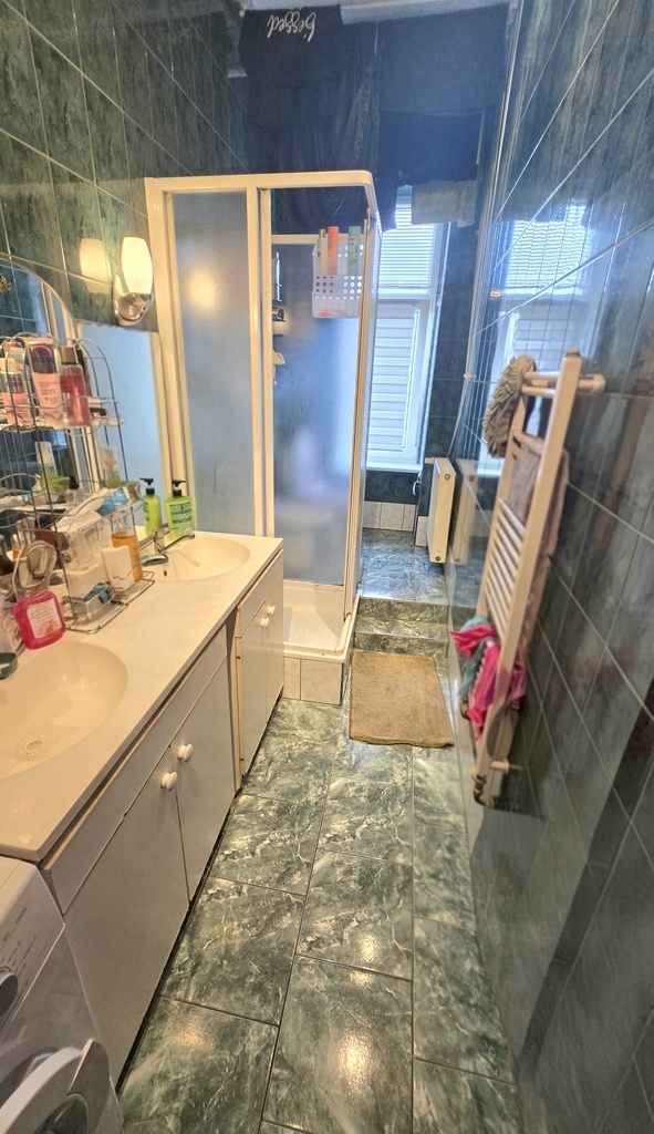 Wyjątkowe, 5-pokojowe mieszkanie w przedwojennej kamienicy, balkon. (6)