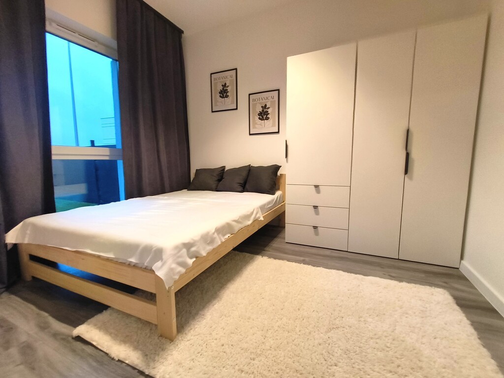 2-pokojowe mieszkanie z ogródkiem, Małe Błonia. (3)