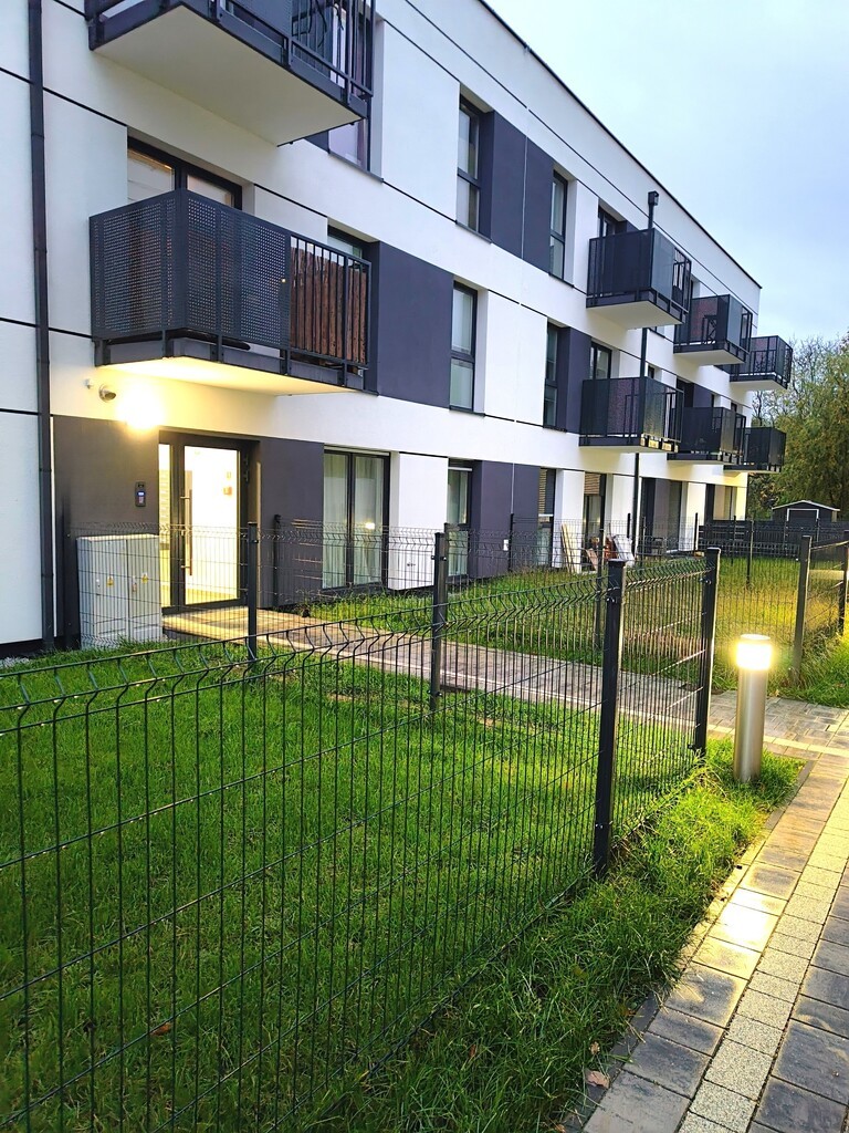 2-pokojowe mieszkanie z ogródkiem, Małe Błonia. (6)