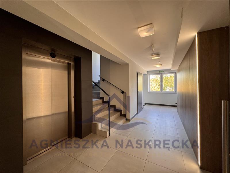 40,68 m2 | 2 pokoje | taras | budynek z windą | mi (11)