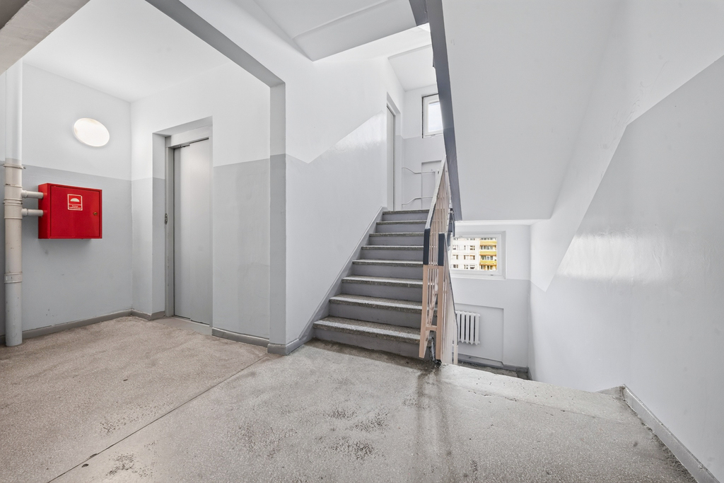 2 pokoje, winda, duży balkon i widok - Zdroje! (16)