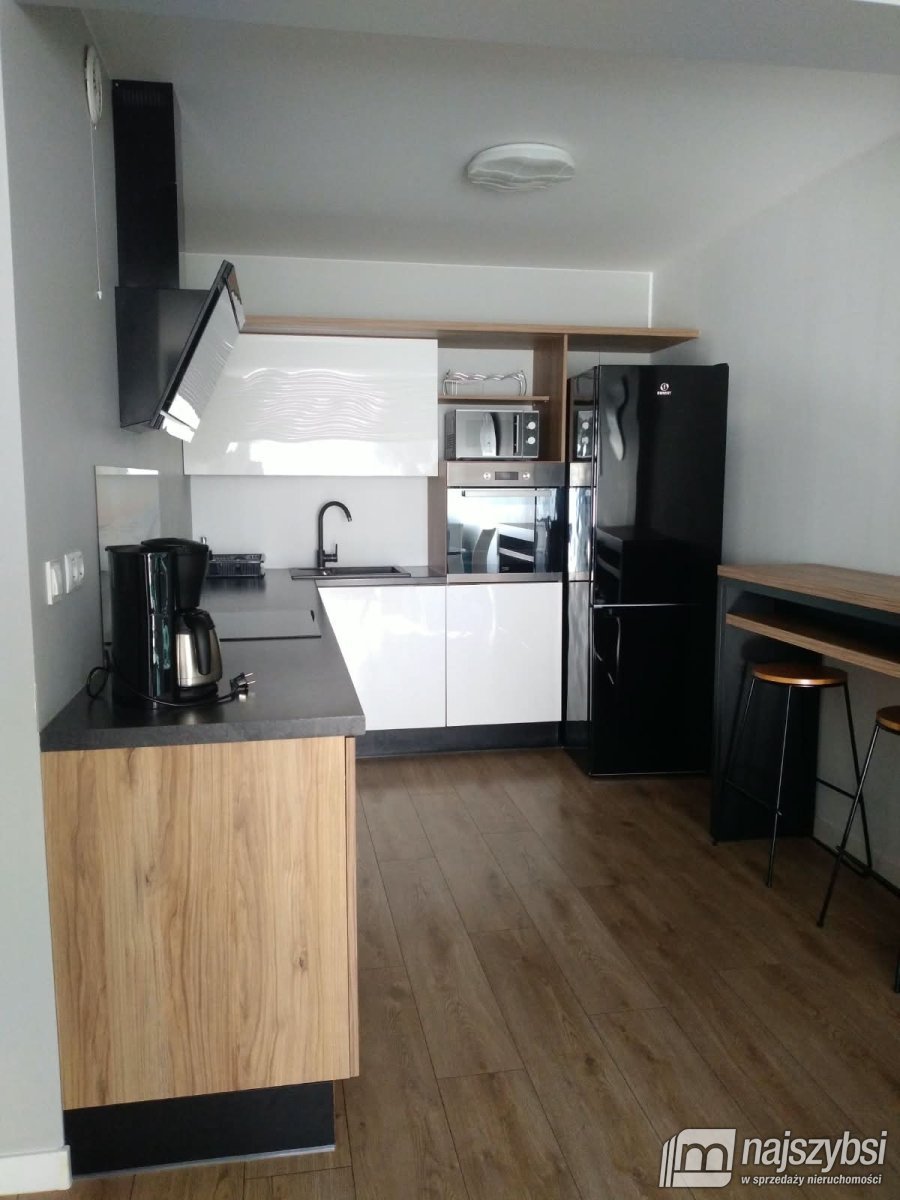 KOŁOBRZEG- mieszkanie 50 m2 z miejscem postojowym (16)