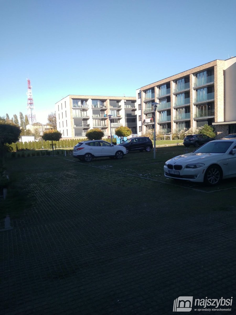 KOŁOBRZEG- mieszkanie 50 m2 z miejscem postojowym (18)