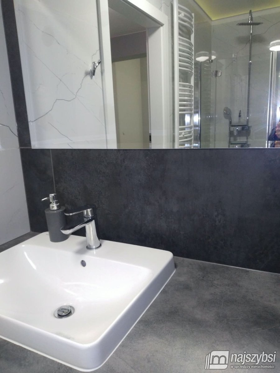 KOŁOBRZEG- mieszkanie 50 m2 z miejscem postojowym (7)