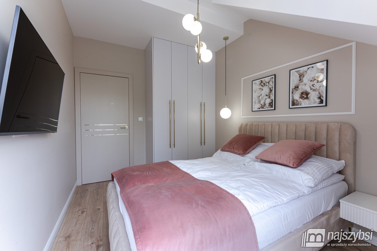 SIANOŻĘTY-APARTAMENT DWUPOZIOMOWY 600m OD MORZA ! (5)