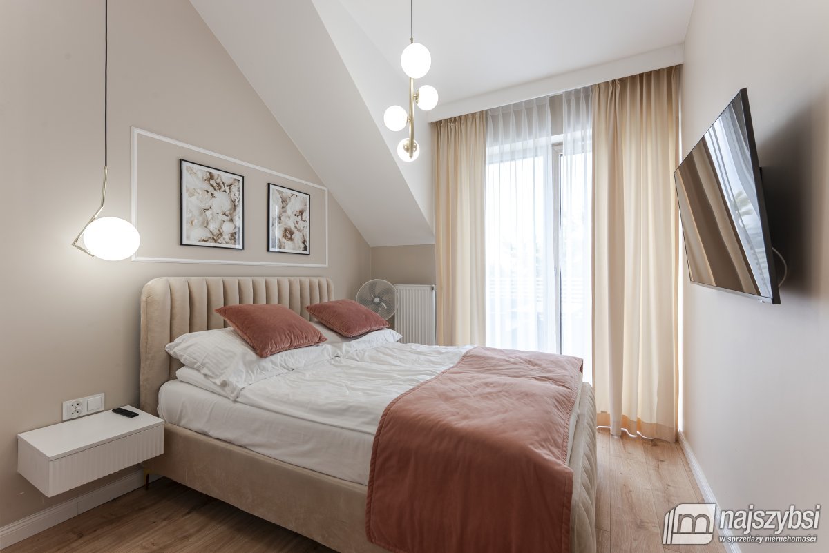 SIANOŻĘTY-APARTAMENT DWUPOZIOMOWY 600m OD MORZA ! (6)