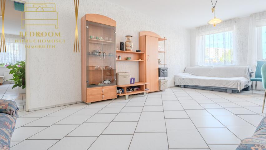 Mieszkanie spółdzielczo własnościowe przy Porcie na 2 piętrze 2 pokoje (2)