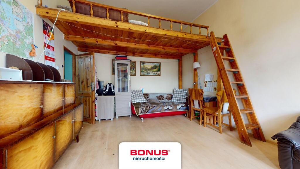 2 pokoje z antresolami, balkonem i piwnicą (5)