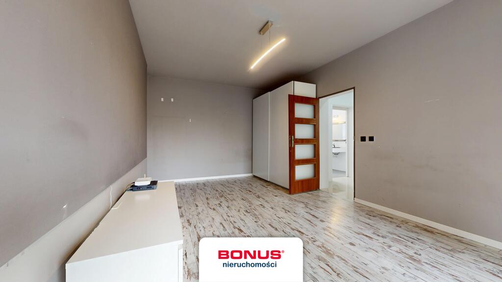 Dom wolnostojący 150 m2, 2 źródła ciepła i piwnica (14)