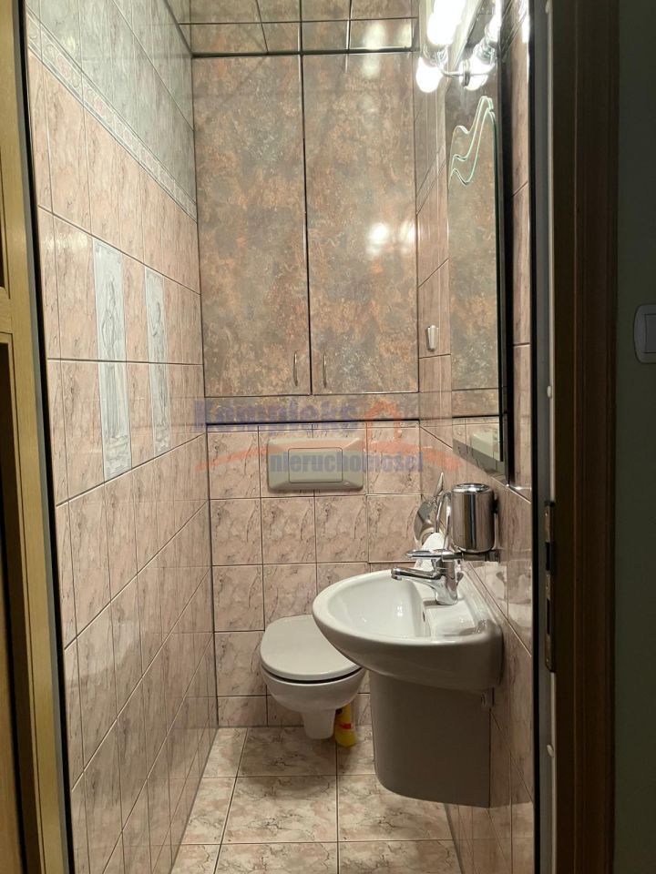 Na sprzedaż 4-pok. o pow.95 m2 taras 20m2,balkon. (13)