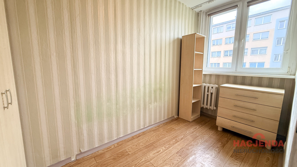 2 pokoje na pierwszym piętrze ul. Wróblewskiego - idealne na start! (7)