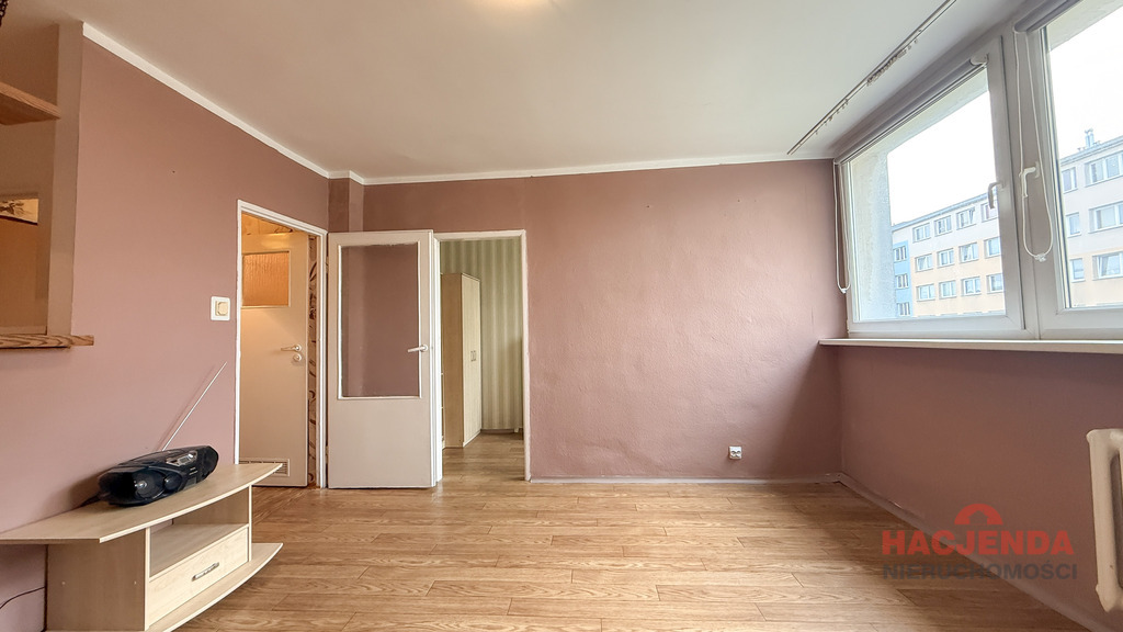 2 pokoje na pierwszym piętrze ul. Wróblewskiego - idealne na start! (2)