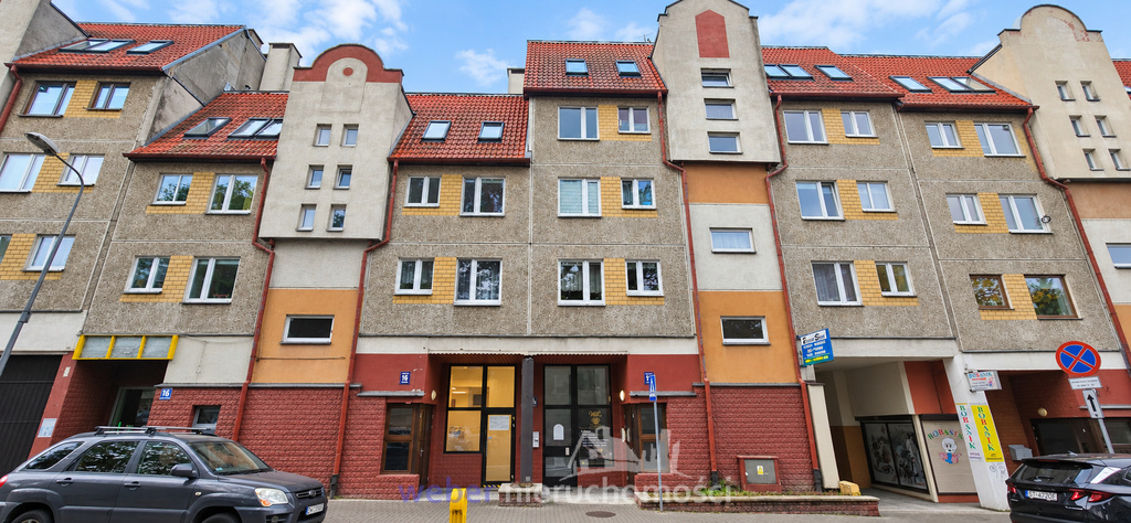 Lokal na parterze przy szpitalu (14)