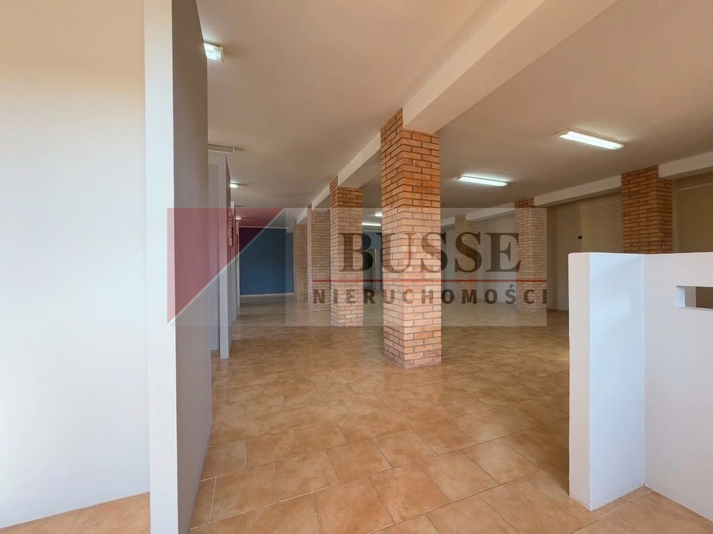 WYNAJMĘ LOKAL UŻYTKOWY - 316,83 m2 - CENTRUM KAMIENIA POMORSKIEGO (5)