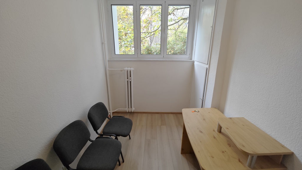 Lokal 61m2, ul. Dworcowa (vis a vis hotelu Ibis)! (13)