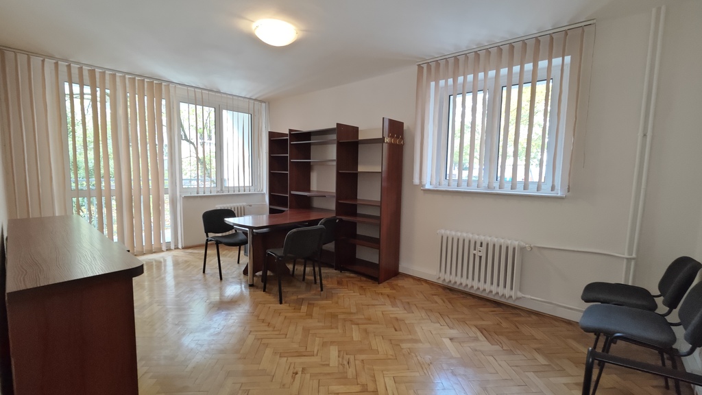 Lokal 61m2, ul. Dworcowa (vis a vis hotelu Ibis)! (3)