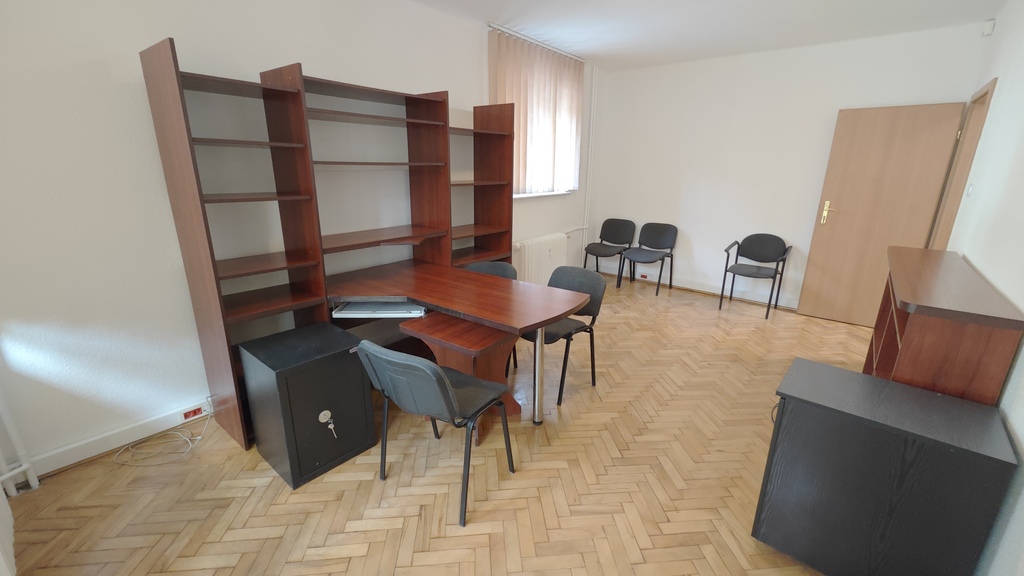 Lokal 61m2, ul. Dworcowa (vis a vis hotelu Ibis)! (4)