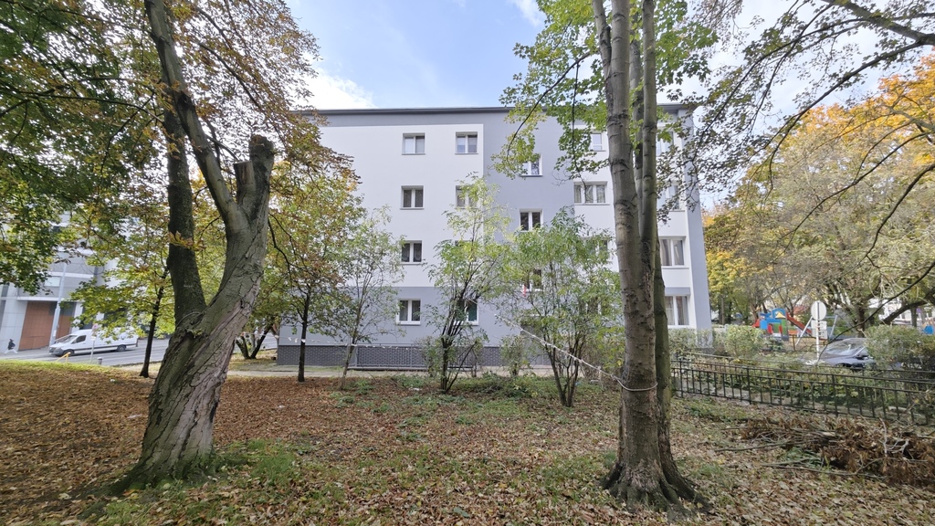 Lokal 61m2, ul. Dworcowa (vis a vis hotelu Ibis)! (17)