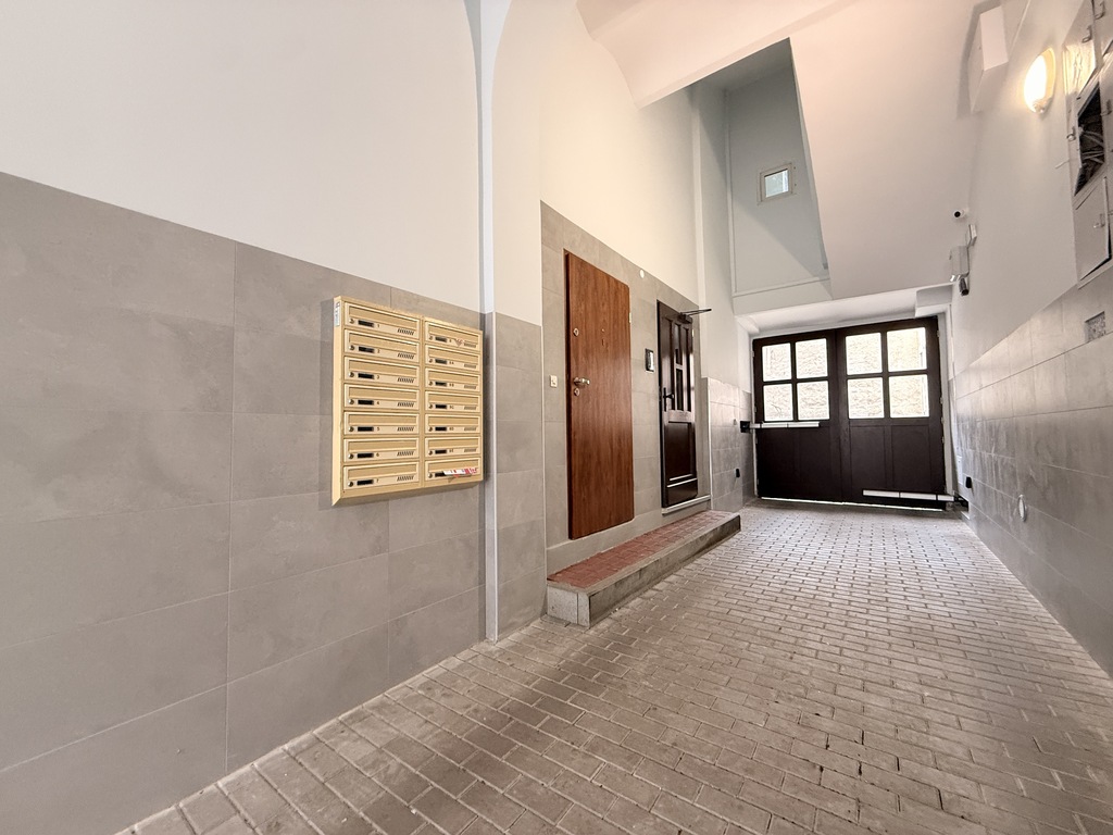 Centrum Szczecina - Osobne wejście -Idealne pod kancelarię lub gabinet (8)