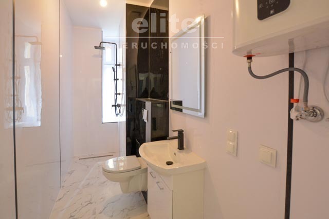 Śródmieście, 2 pokoje, 70,26 m2, 1 piętro (12)